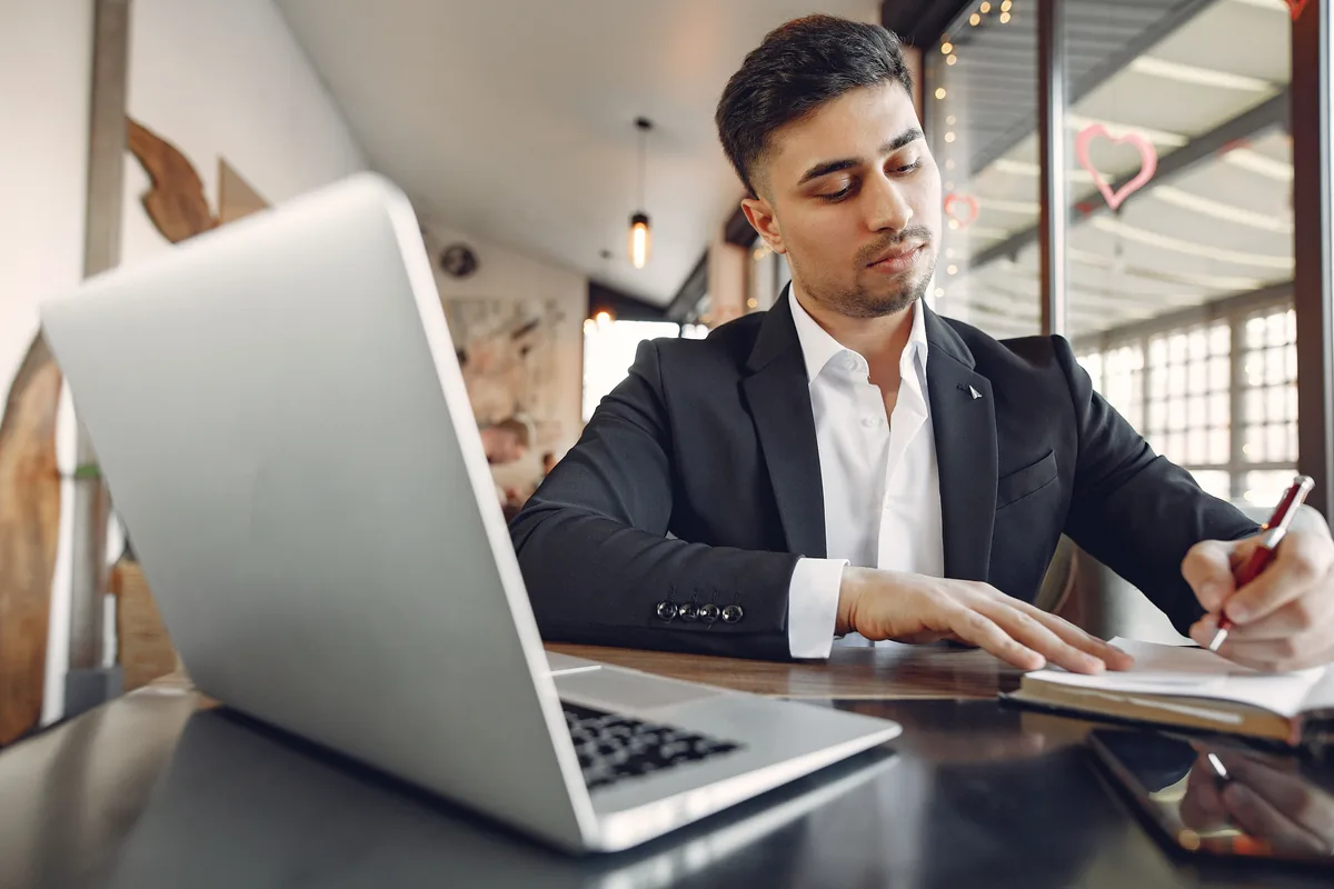 Cómo arrancar un negocio digital sin saber nada de tecnología