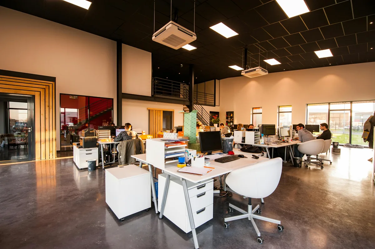 Aprender a emprender sin dejar tu trabajo de oficina